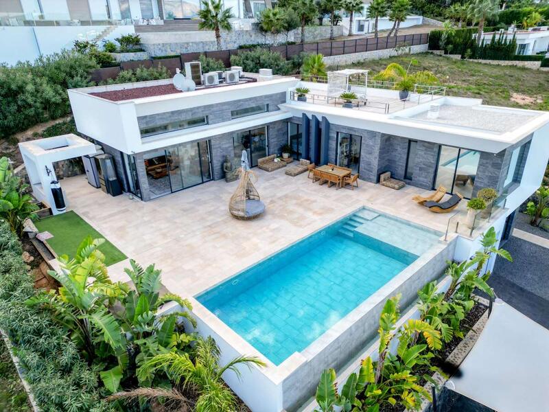4 bedroom Villa for sale