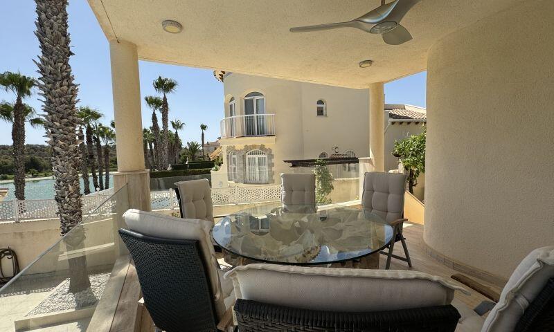 3 bedroom Villa for sale