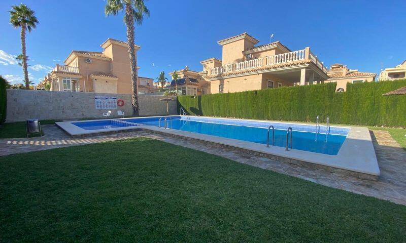 3 bedroom Villa for sale