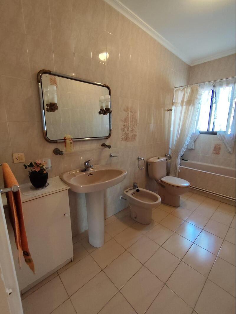 4 Schlafzimmer Villa zu verkaufen