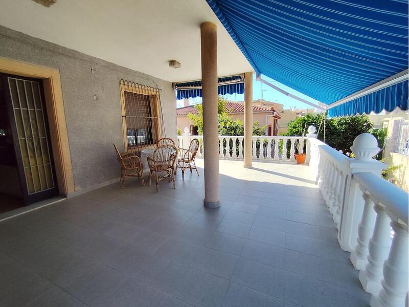 4 Schlafzimmer Villa zu verkaufen