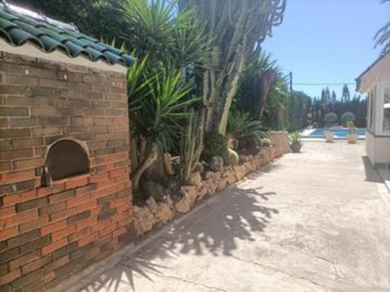 4 Cuarto Villa en venta