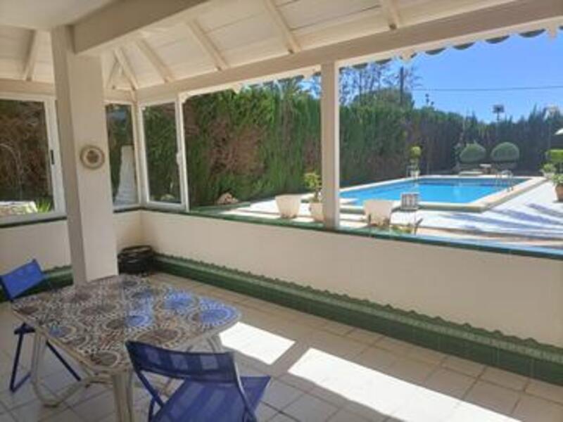 4 Cuarto Villa en venta