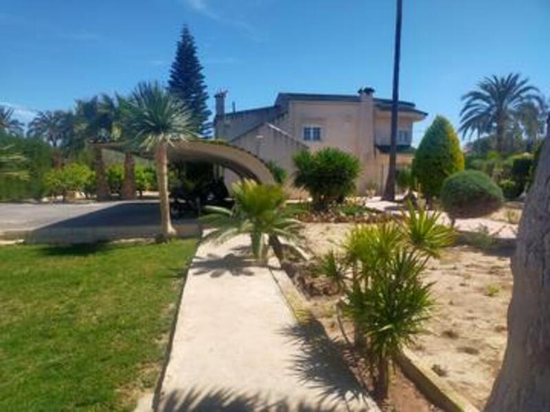 4 Cuarto Villa en venta