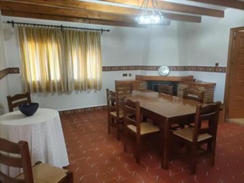4 Cuarto Villa en venta