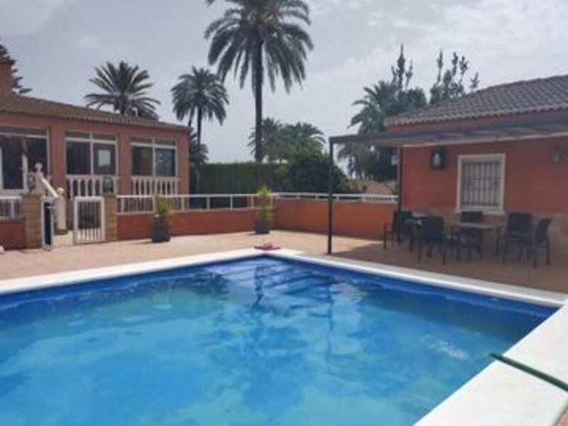 Villa à vendre dans Elx/Elche, Alicante