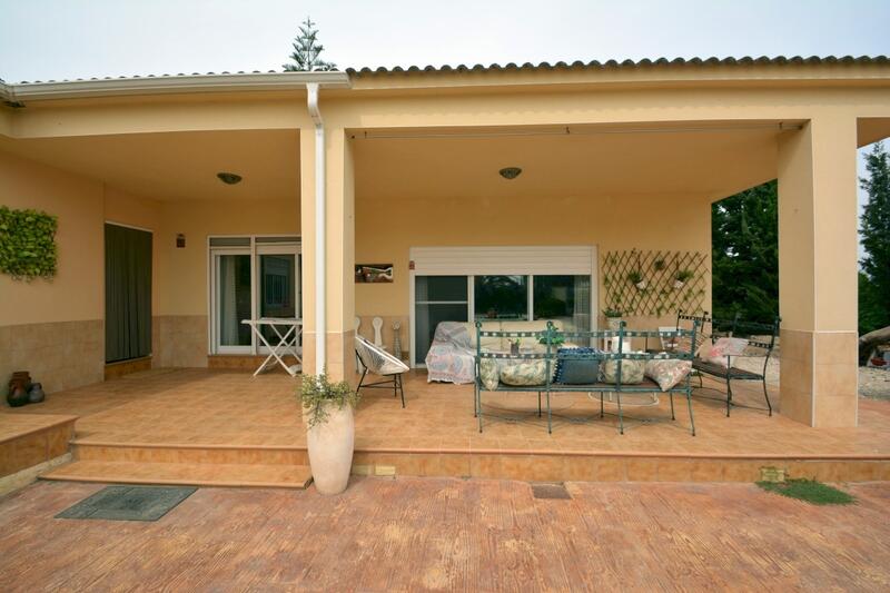 4 bedroom Country House for sale