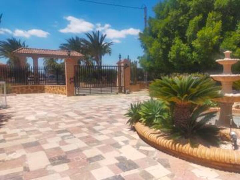 3 Cuarto Villa en venta