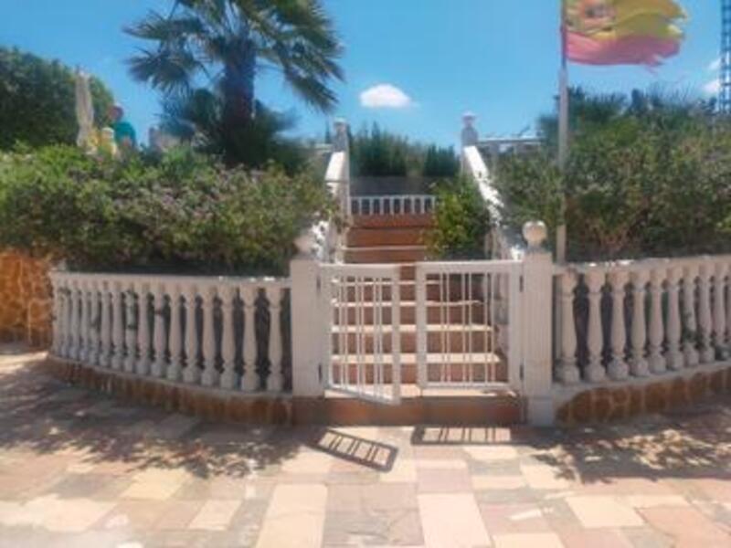 3 Cuarto Villa en venta