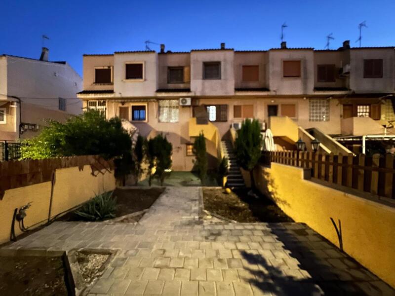 Townhouse for sale in Orihuela, Alicante