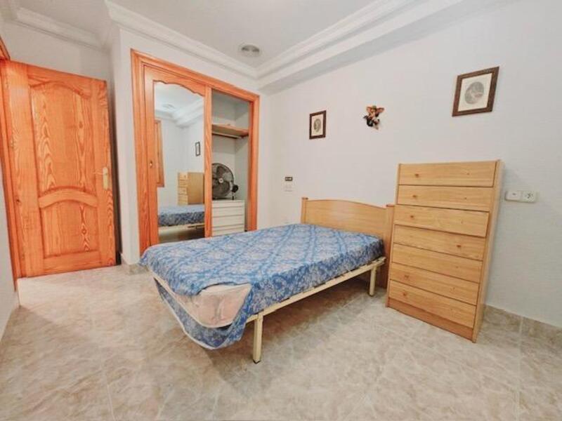 4 спальная комната вилла продается