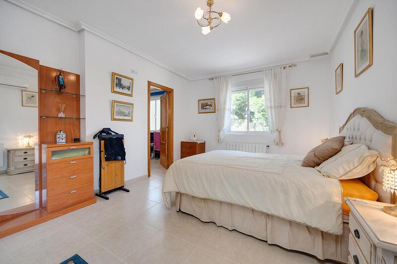 5 Schlafzimmer Villa zu verkaufen