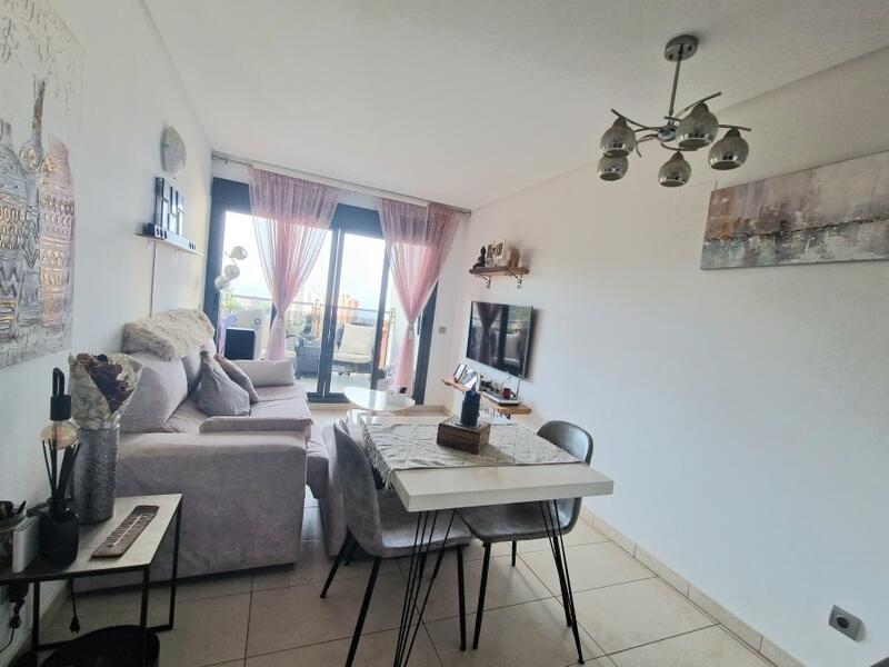 1 bedroom Apartment for sale