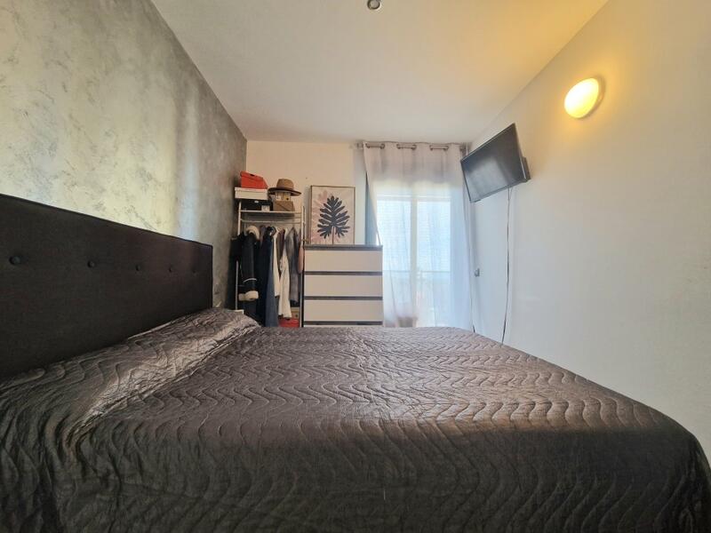 1 bedroom Apartment for sale