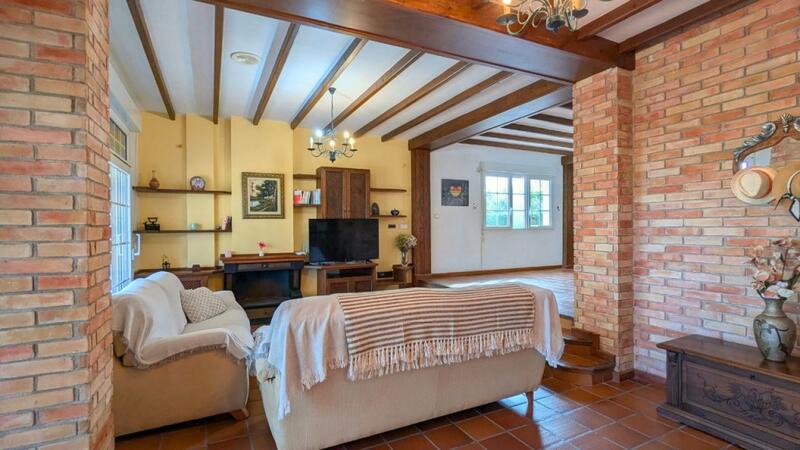 4 Schlafzimmer Villa zu verkaufen