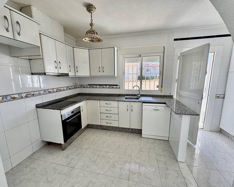 4 Cuarto Villa en venta