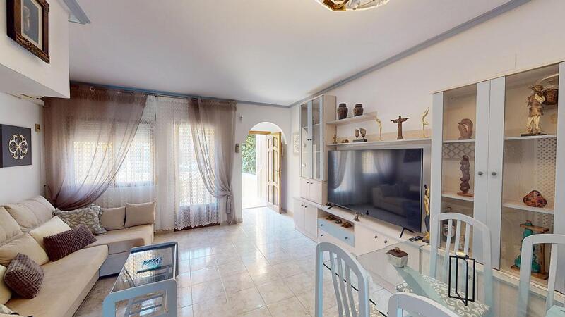 2 Cuarto Villa en venta