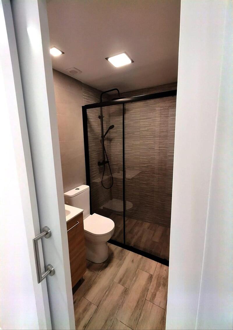 2 slaapkamer Appartement Te koop