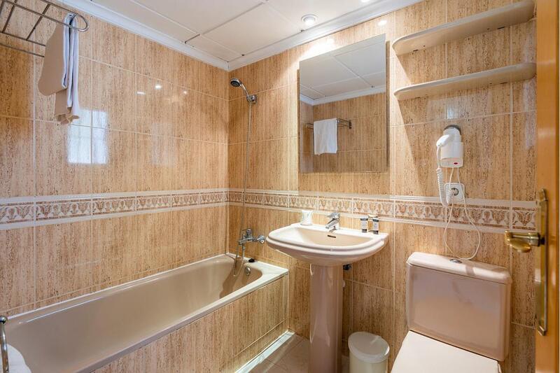 2 Schlafzimmer Stadthaus zu verkaufen