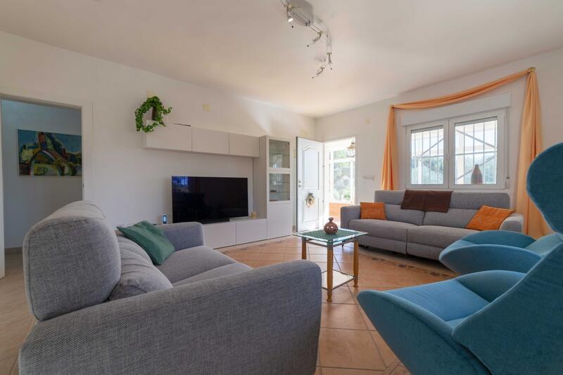 3 Schlafzimmer Landhaus zu verkaufen