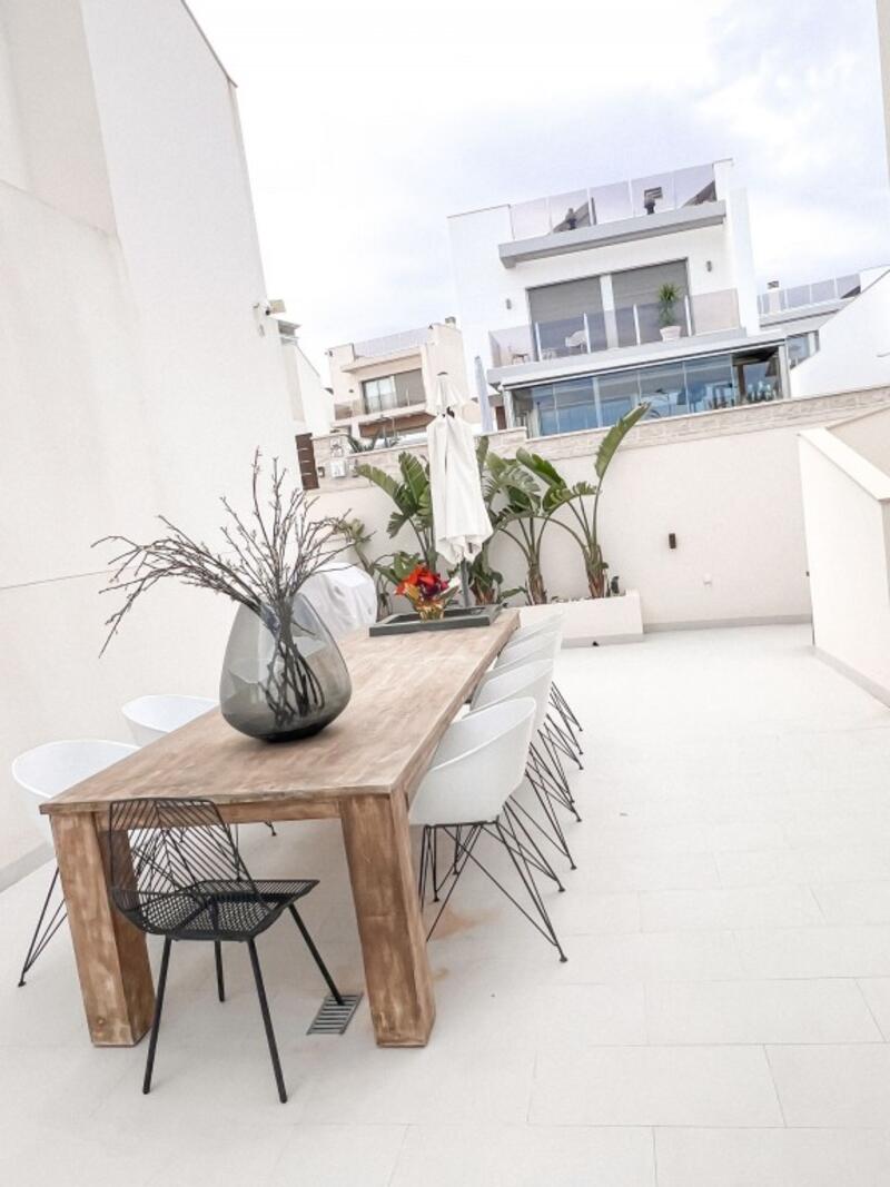 4 bedroom Villa for sale