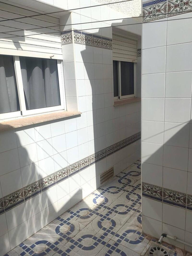 4 Schlafzimmer Stadthaus zu verkaufen