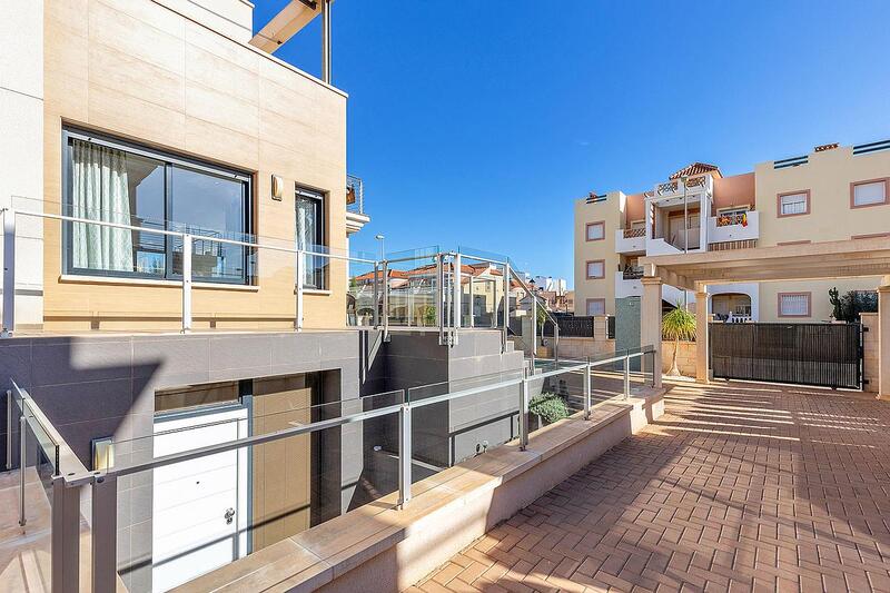 5 soveværelse Villa til salg
