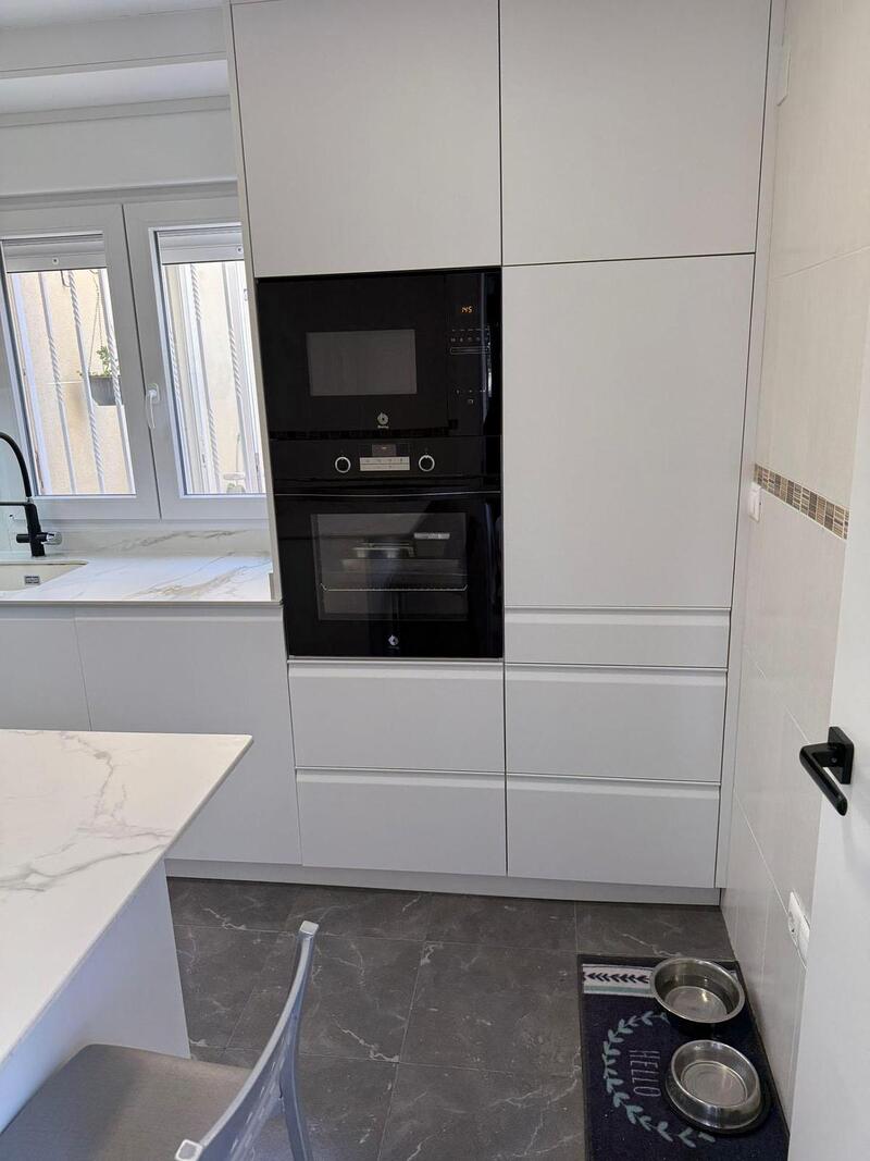 3 Schlafzimmer Stadthaus zu verkaufen