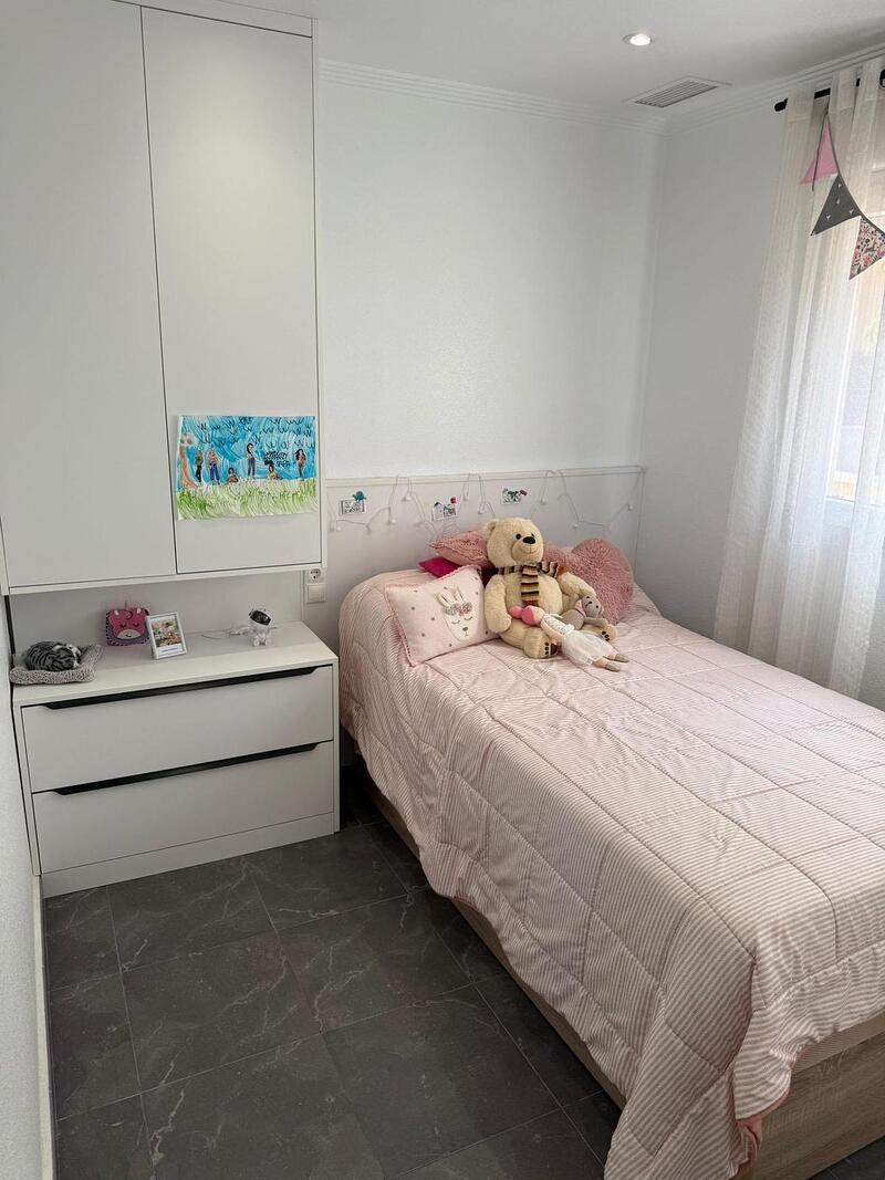 3 Schlafzimmer Stadthaus zu verkaufen