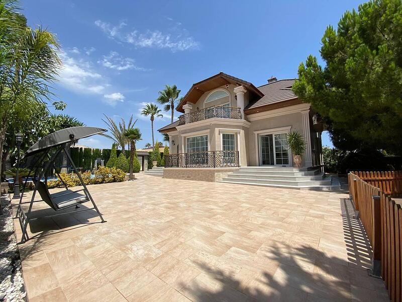 5 Schlafzimmer Villa zu verkaufen