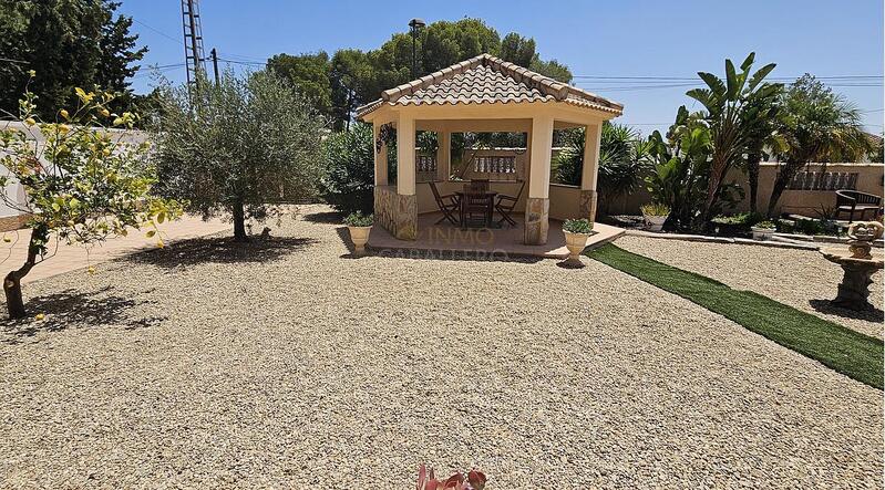 5 bedroom Villa for sale