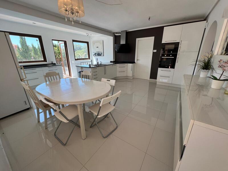 5 slaapkamer Villa Te koop