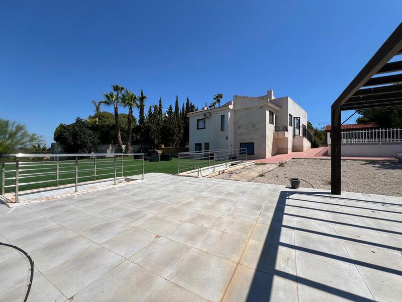 5 slaapkamer Villa Te koop