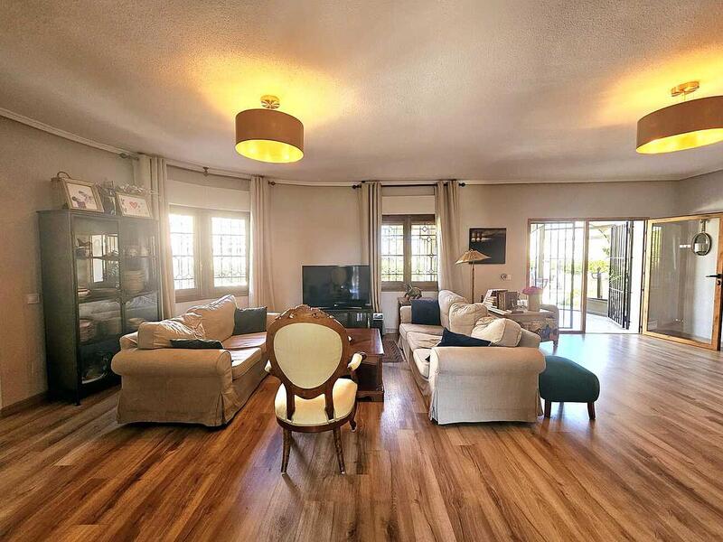 4 soveværelse Villa til salg