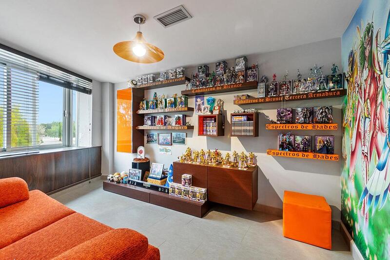 4 Cuarto Villa en venta