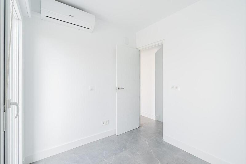 3 slaapkamer Gezinswoning Te koop