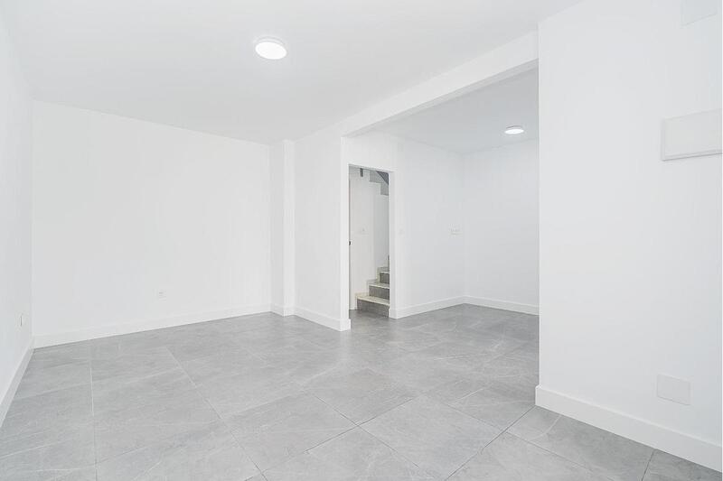 3 slaapkamer Gezinswoning Te koop
