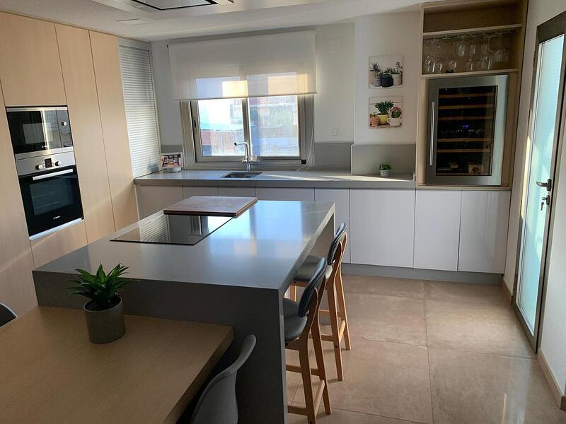 5 slaapkamer Gezinswoning Te koop