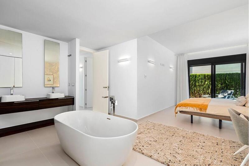 4 bedroom Villa for sale