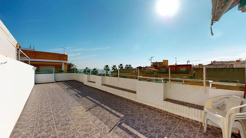 3 bedroom Apartment for sale