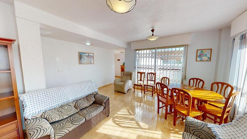3 bedroom Apartment for sale
