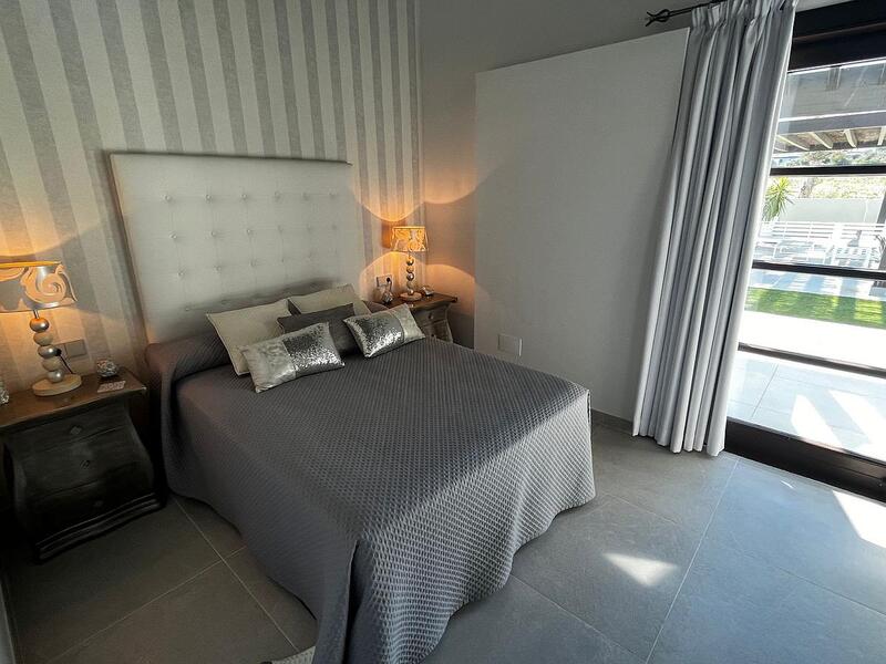 4 Cuarto Villa en venta