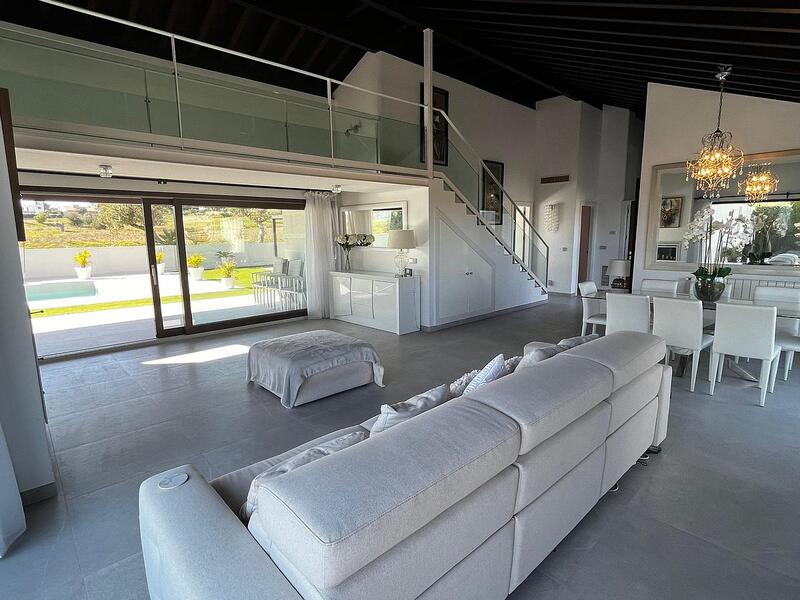 4 Cuarto Villa en venta
