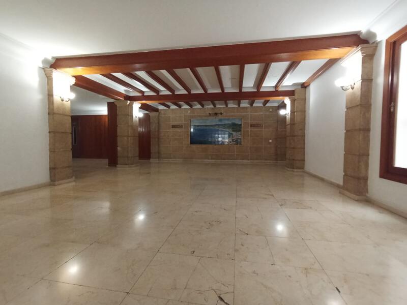 4 bedroom Apartment for sale