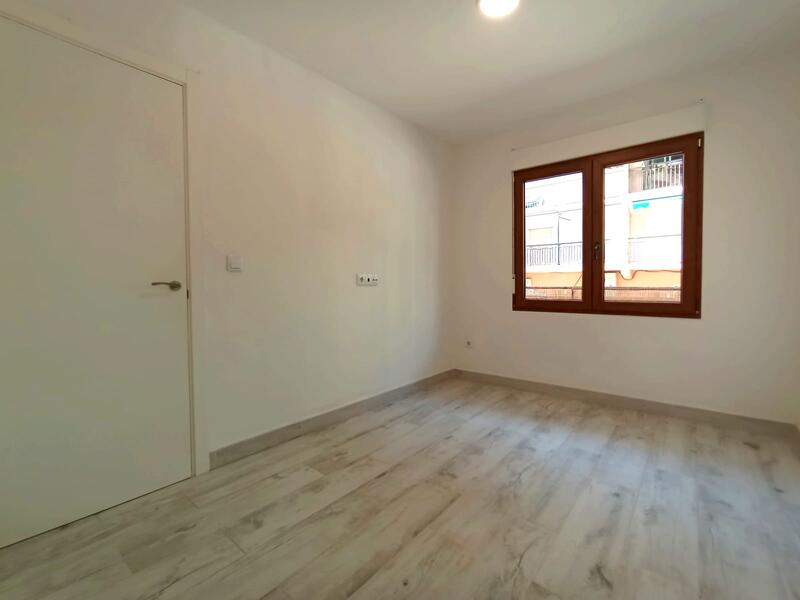 4 bedroom Apartment for sale