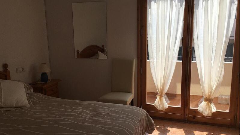4 bedroom Townhouse for sale