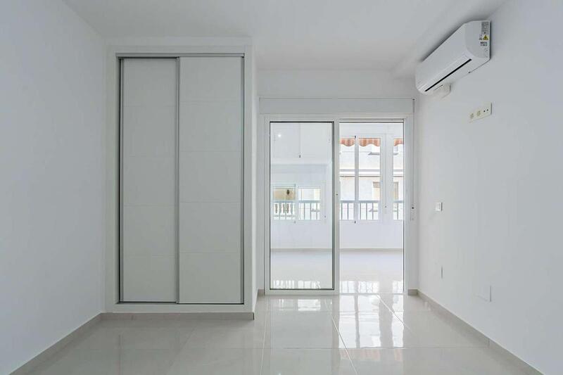 2 slaapkamer Appartement Te koop