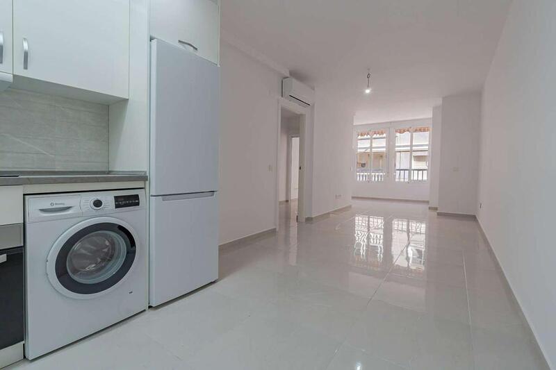 2 slaapkamer Appartement Te koop