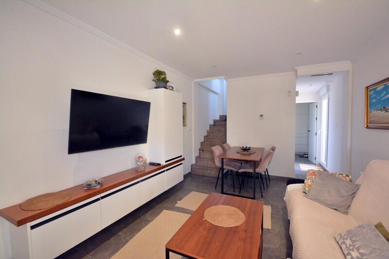 3 Schlafzimmer Stadthaus zu verkaufen