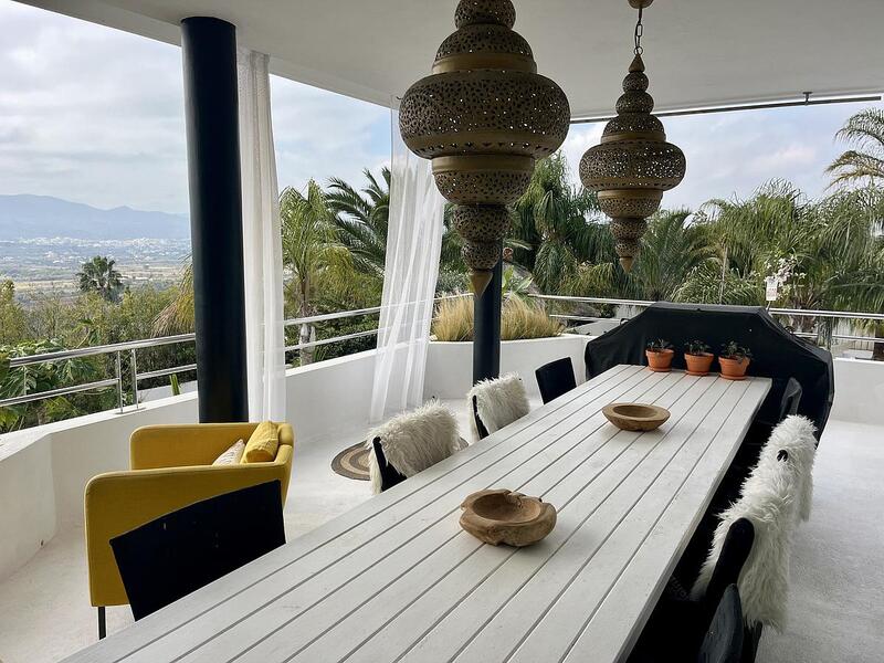 4 bedroom Villa for sale
